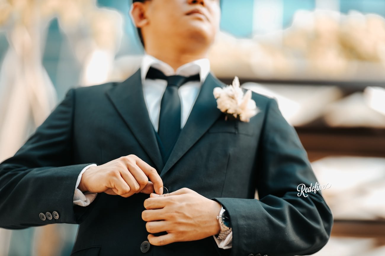 Modern Photographer based in the Philippines Redefine Grand Hyatt BGC The Peak Wedding