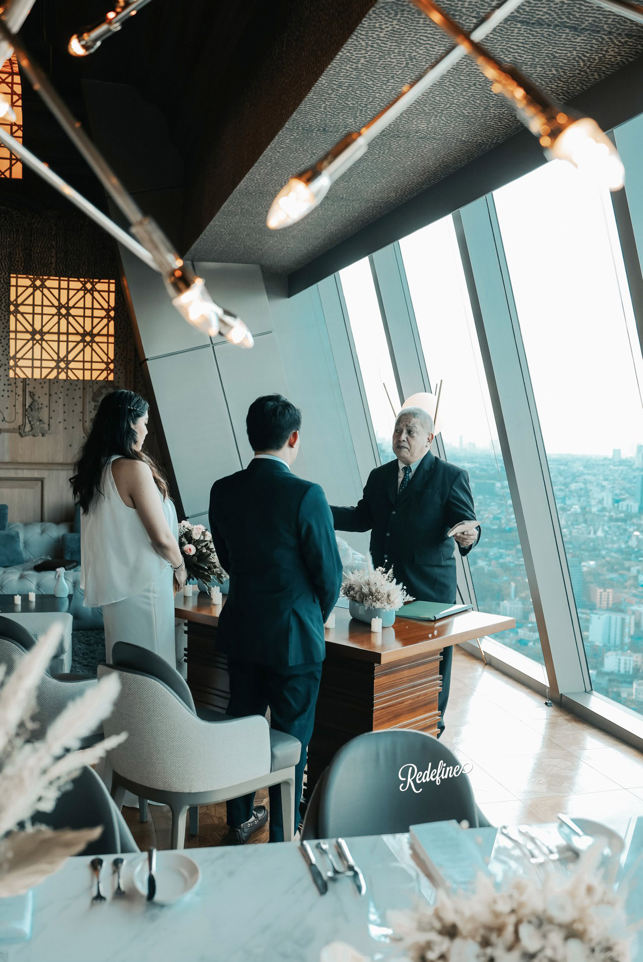 Modern Photographer based in the Philippines Redefine Grand Hyatt BGC The Peak Wedding