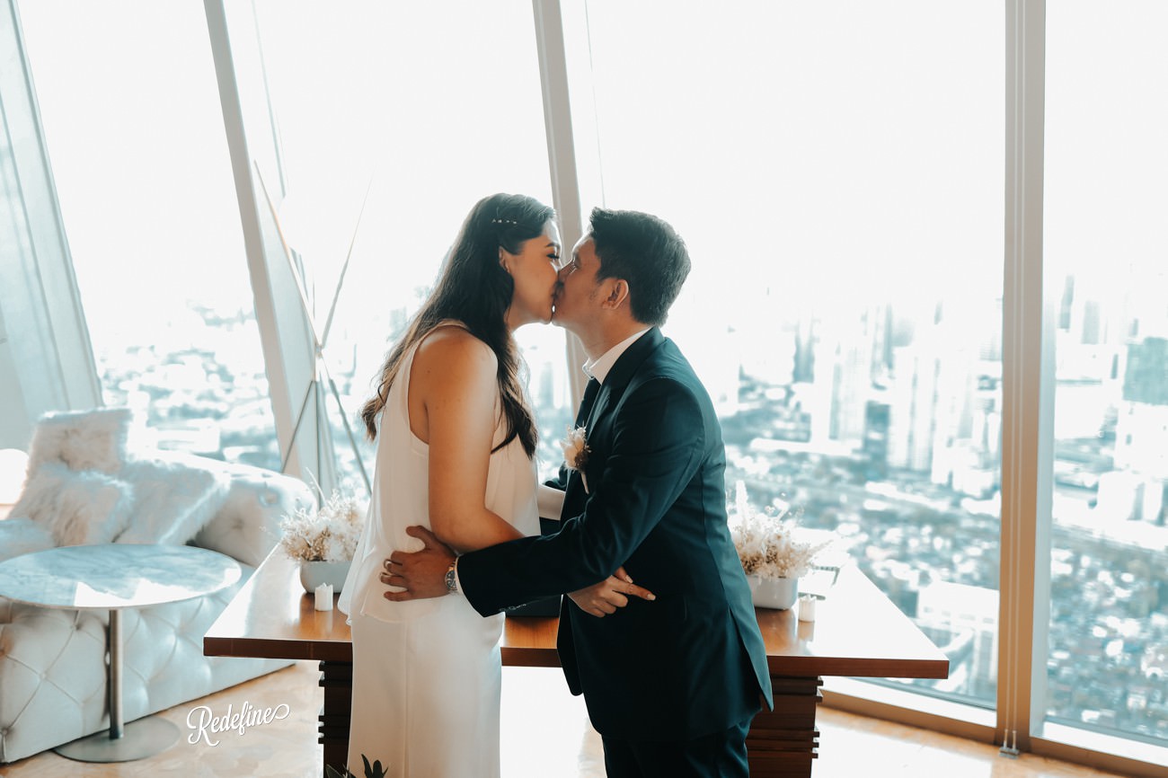 Modern Photographer based in the Philippines Redefine Grand Hyatt BGC The Peak Wedding