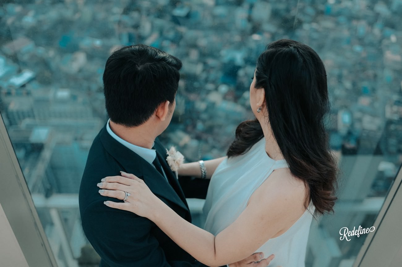 Modern Photographer based in the Philippines Redefine Grand Hyatt BGC The Peak Wedding