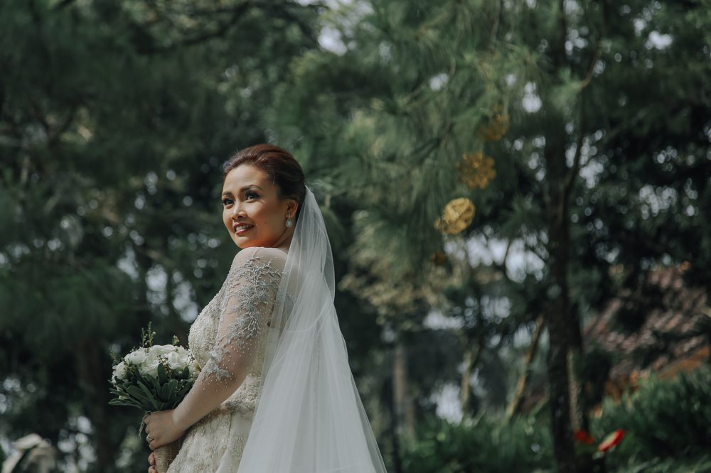 Dennis and Jeszel's Tagaytay Wedding